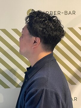 バーバーバー アカバネ(BARBER-BAR AKABANE) 気になるボリュームカバーにメンズパーマ アップスタイル#2