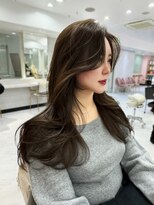 ジーナ 名駅(XENA.)&nbsp;《xena/石塚》顔周り色気レイヤーにオリーブグレージュ☆