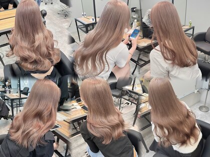 レブ 難波店(REV.)の写真