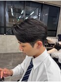 センターパート毛流れ