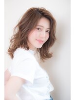 アームスヘアー(ARMS HAIR)&nbsp;スモーキーベージュのヘルシーミディ