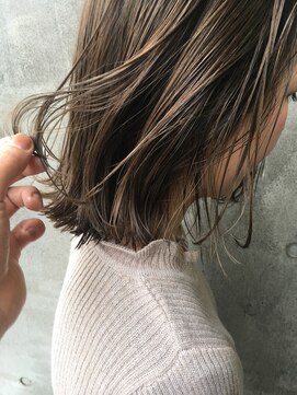 ルーム(Loom.) ハイライトベージュ【Loom./明治神宮前/原宿/表参道】