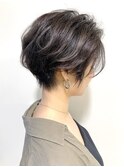《美シルエット》×《ショートヘア》×《艶カラー》