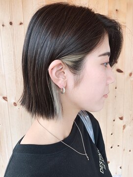 サンディーズ(Sandees) ▼ぱっつんボブ耳かけインナーカラー