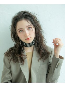 ミエルヘアーエスト 新宿店(mielhair est) 【miel hair est新宿】外国人風☆オリーブアッシュ☆