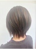 白髪ぼかしウルフショート＠岩下9月