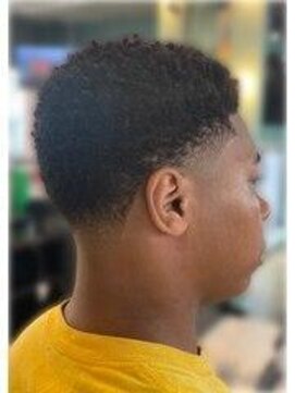 バーバーショップライズ 2nd(barber shop RAIzE) テーパーフェード