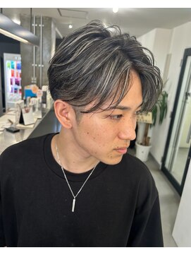 メンズサロン キング 梅田店(Men’s salon K!ng) 波巻きツイストスパイラルパーマ/フェザーパーマ/眉毛/メンズ