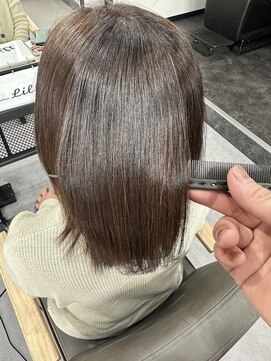 リル(Lill) 髪質改善ストレート【豊橋】