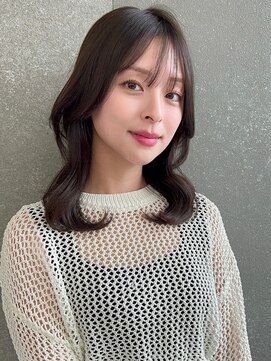 レーヴバイロンド 仙台(Reve by Lond) レイヤーカットミディアムヘア暗めカラーフェイスフレーミング