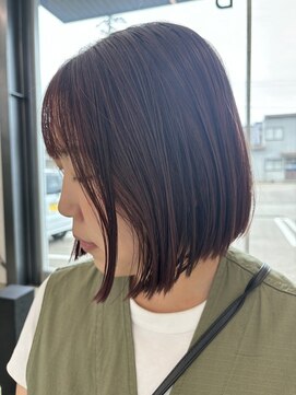 ビーヒアナウ N゜03 金沢駅西店(BE HERE NOW) bob×purple