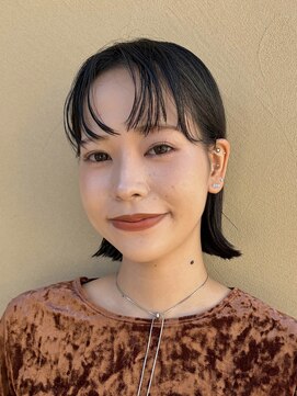 オイルでツヤっと◎上品に見える大人ボブの大正解。