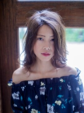 エマージュ 橋本(Emerge) ☆たっぷりレイヤーのクールセミディ[橋本駅]