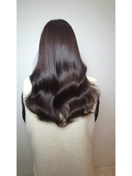 e.m.a プレミアムビューティーサロン 栄駅店(e.m.a PREMIUM BEAUTY SALON) 韓国風ヨシンモリ