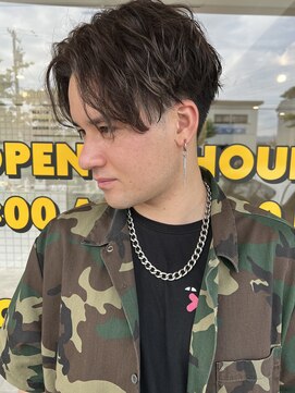 マウ(MAW?) 前下がりショート