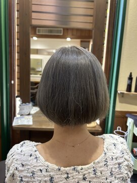 エルパライソ 鯖江店(Elparaiso) ミニボブ　グレージュ