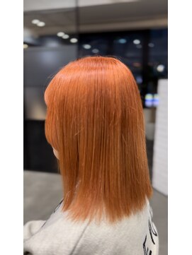 ミューズ(Meuz) ブリーチありオレンジブラウン