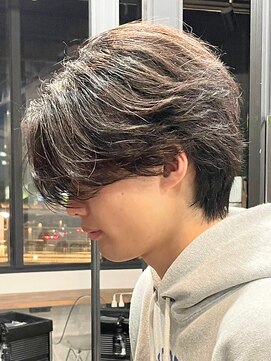 エルマーク 枚方(L-MARK) センターパートニュアンスパーマ韓国カルマパーマコンマヘア