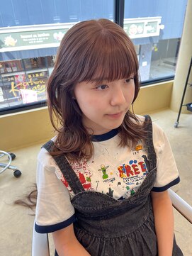 スニュウ(snuw) ミディアムヘア