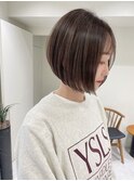 ハイライト白髪ぼかしダブルカラーインナーカラーショートボブ