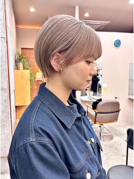 ノイ(noii) ハイトーンショート/マッシュショート/ミルクティーベージュ