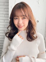 艶ブラウンカラー◎薄めバングうる艶髪くせ毛風カール