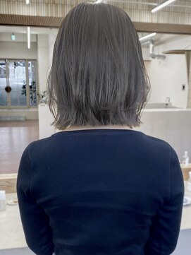 パークレーン アイス イヴェン(park lane ICI yeven) ブリーチなしダブルカラーミディアムボブ20代30代40代夏カラー