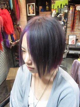 トリックストア(TRICK STORE) ダークパープルグレー前下がりショート