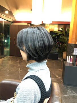 ナトゥーラ 岐阜(Natura) グレーショート