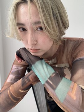 リュンヌ(Lune) 色っぽニュアンスショート×ナチュラルハイトーン