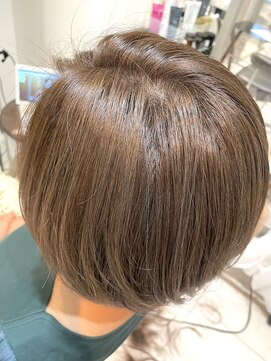 トリコ心斎橋(trico) 大人気艶出し白髪ぼかしでハイトーン☆