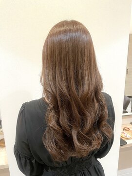 アヤナバイアヤラ 西船橋店(ayana by ayala) 柔らかベージュカラー