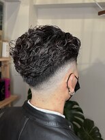 ピークスヘア(peaks hair) メンズカット スキンフェード ツーブロック メンズパーマ