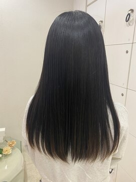 モードケイズ 阪急茨木店(MODE K's) 黒髪サラツヤロング　ナチュラルストレートヘア
