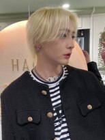 ハチ(HACHI)&nbsp;抜きっぱなしブロンド×韓国風ウルフ