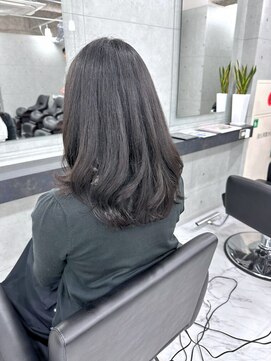 エンディアリング 東銀座(Endearing) ★レイヤーカット イメチェン 美髪 ホワイトブロンド