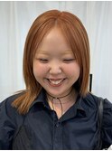 オレンジベージュ