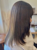 ローレン(LOREM)&nbsp;ハイライトカラー顔周りレイヤー×艶ベージュ8.7