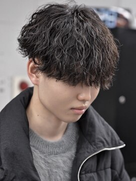オーバル ジングウマエ(OVARL jingumae) シャドウパーマツイストスパイラルフェザーパーマ