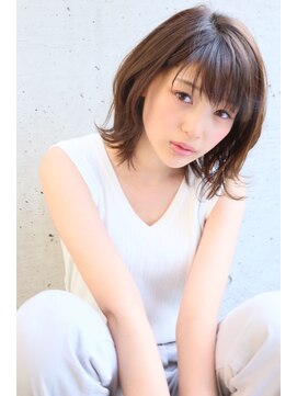 ロエナ(ROENA) 20代30代40代50代小顔カット黒髪ワンレンボブルフネビージュ前髪