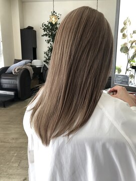 イット(it.) kana ケアブリーチ グレージュ