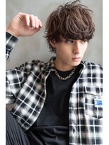 メゾンバイハバナ(maison by HAVANA)&nbsp;波巻き束感ショートツーブロックマッシュウルフ