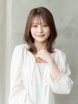 イオ 本厚木(io) 韓国レイヤーくびれシースルーバング小顔似合わせカット