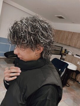 サード(ThairD) メンズスタイル/マッシュパーマ/グレージュアッシュ