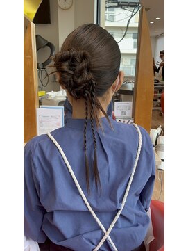 レクタ(recta) モード系ヘアアップ