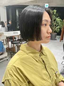 フィルムス 表参道(FILMS) レイヤーカット/ウェットへア/オリーブベージュ/表参道