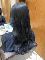 ピークアブー アヴェダ アトレ恵比寿(PEEK-A-BOO AVEDA)&nbsp;大平彩　ヘアカラー　ブルーブラック　ロングヘア　韓国風巻き