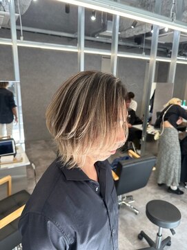 メンズサロン キング 梅田店(Men’s salon K!ng) 波巻きツイストスパイラルパーマ/フェザーパーマ/眉毛/メンズ