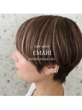エマリ ニシカマクラ(EMARI) マッシュショート×脱白髪染めカラー×ハイライト☆40代50代60代