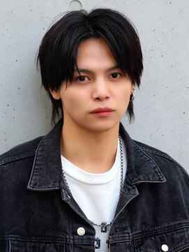 エイド 渋谷(aid) ナチュラルセンターパートウルフ毛流れヘア